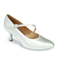 ICS Round Toe S/S Diamante White satin. Heel: 2,5 inches IDS