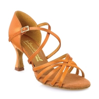 Flavia Tan satin. Heel: 2,5 inches IDS